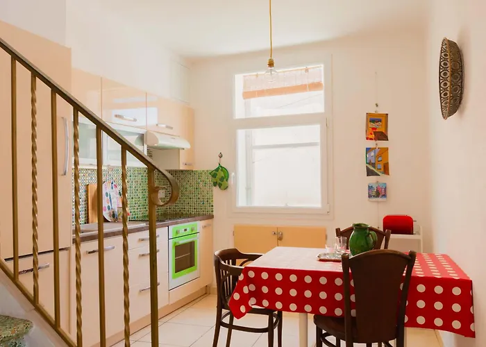 Regina'S Banyuls - Town House Close To Beach